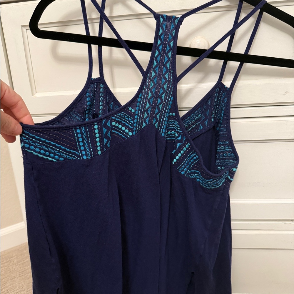 Express Embroidered Tank Size Small - Picture 4 of 4